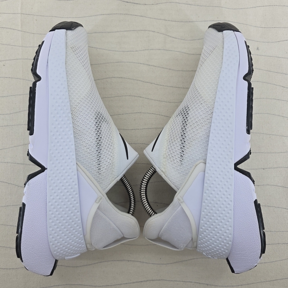 Nike Womems Go FlyEase Hands Free White Running Shoes Sneakers DR5540-102 Sz 7.5 - Picture 10 of 13